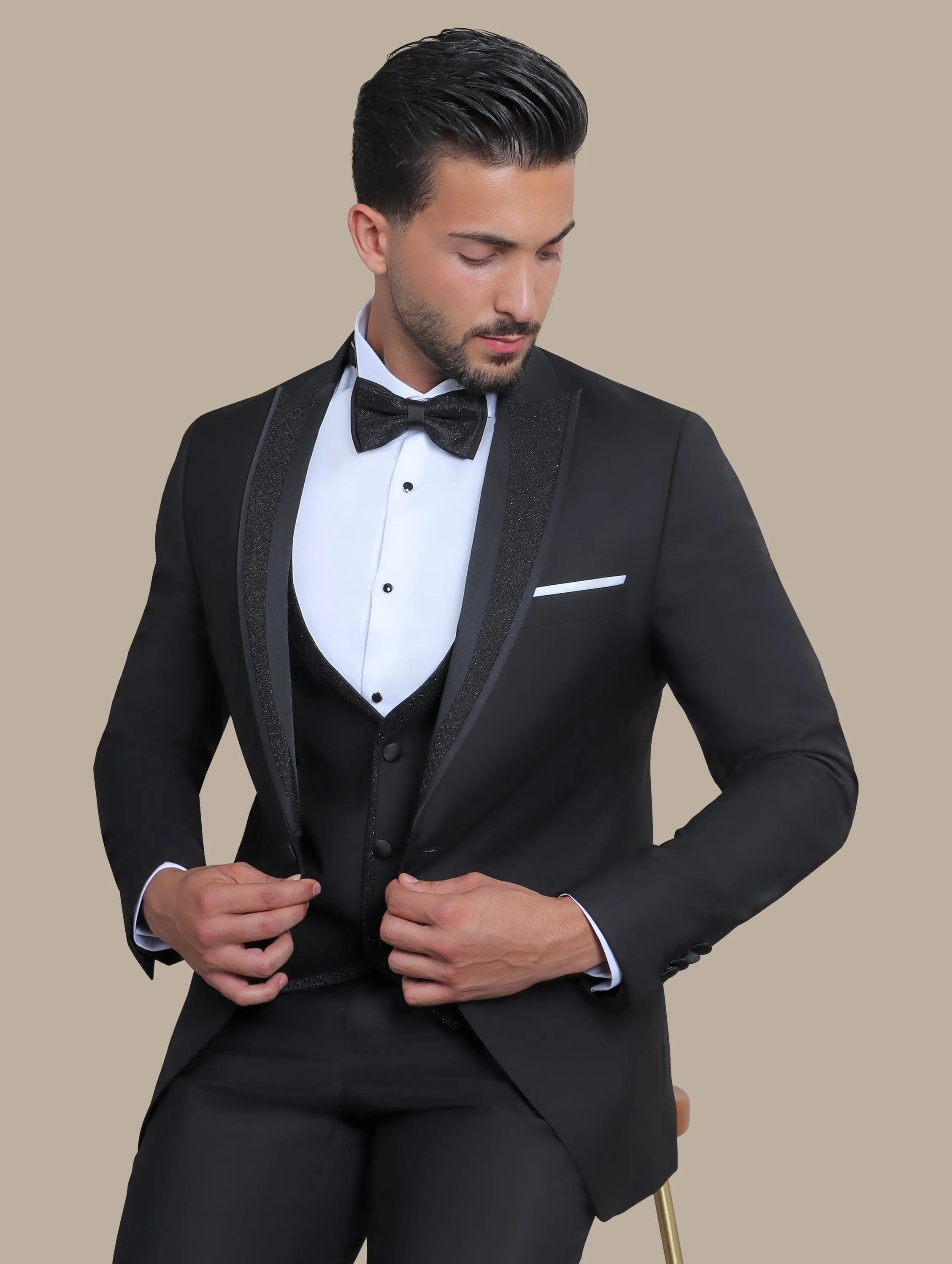 Black Tuxedo with Mixed Glitter Collar – 4-Piece Set