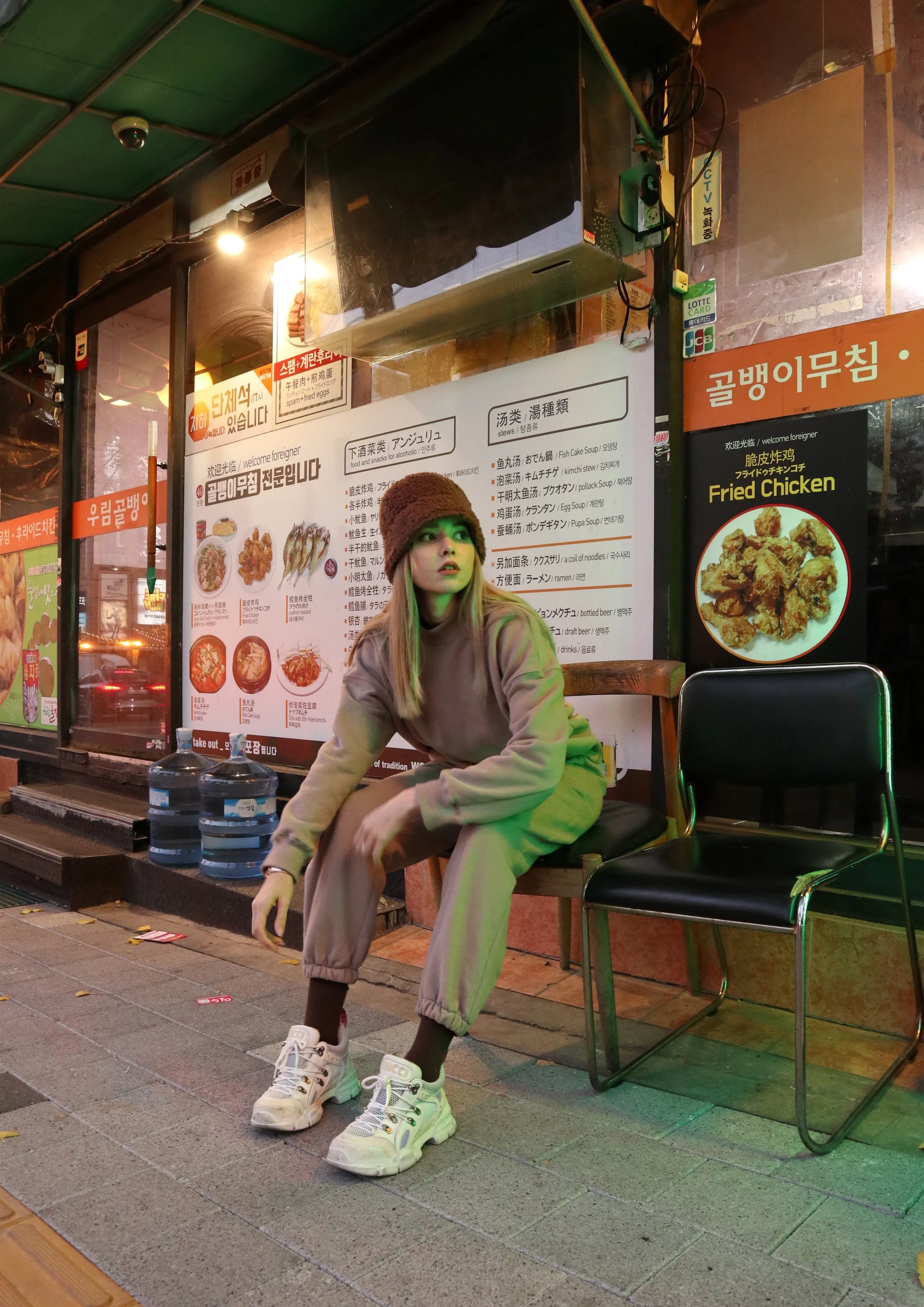 Loose-fit Brown Pullover Sweater