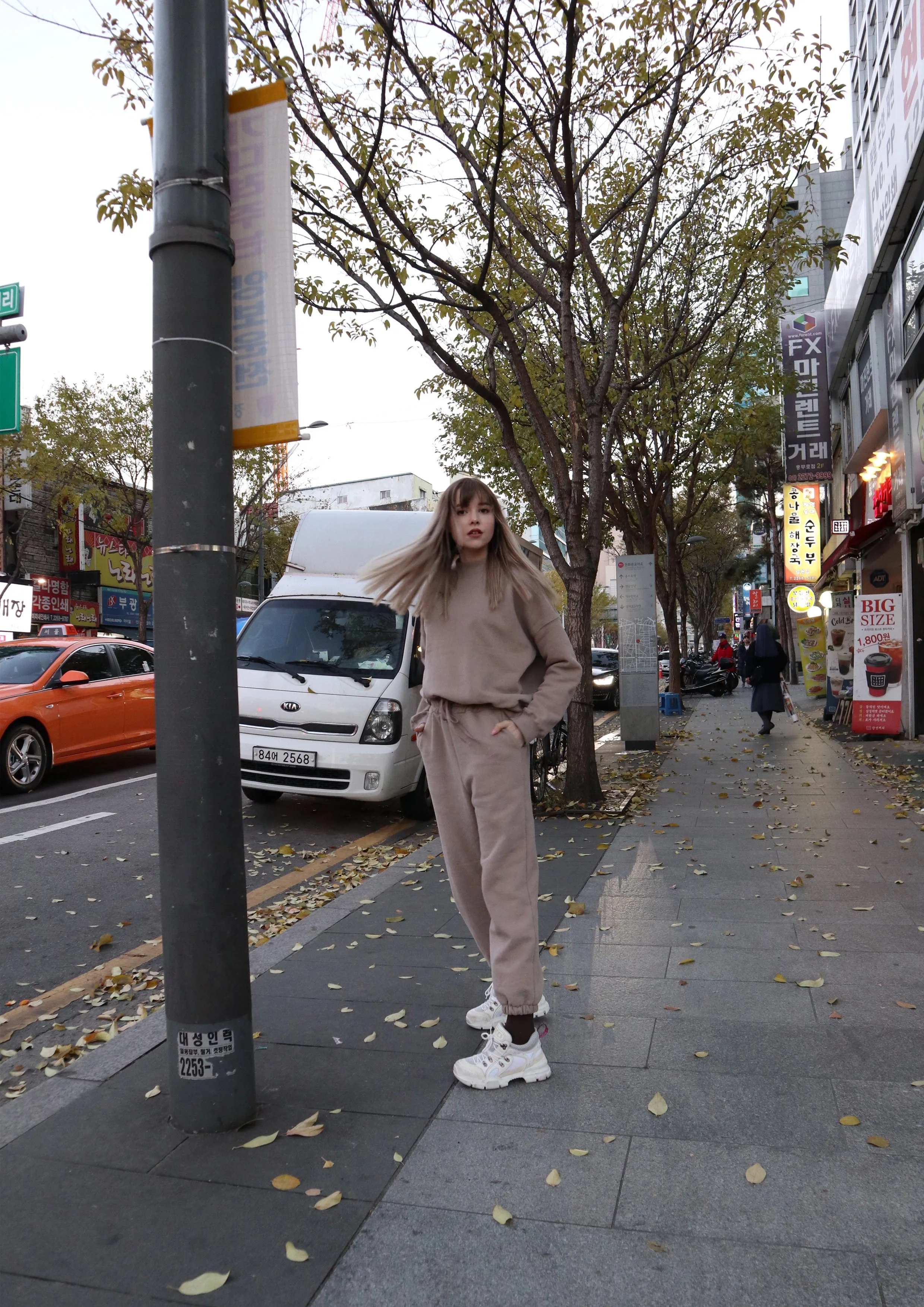 Loose-fit Brown Pullover Sweater