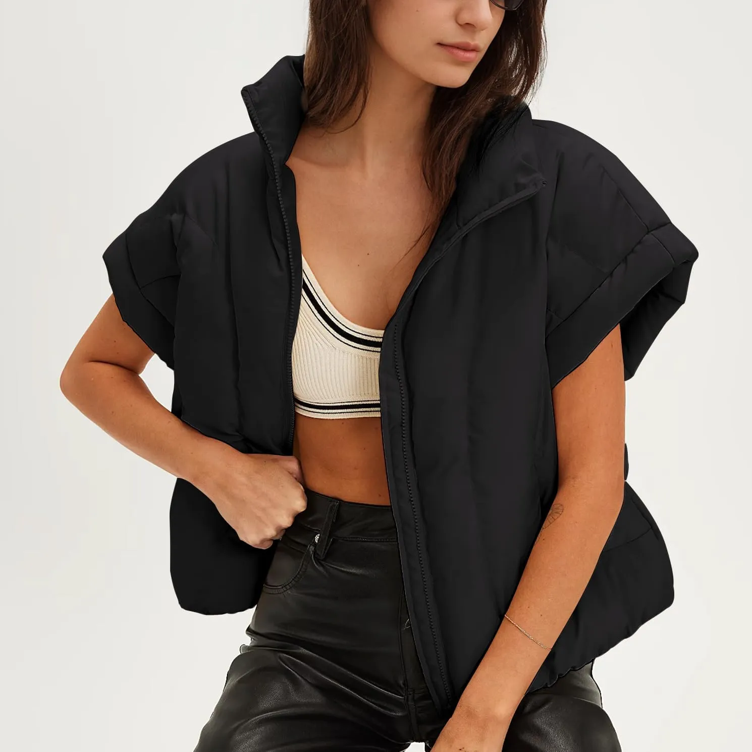Womens Cropped Puffer Vest Oversized Padded Jackets Stand Collar Cap Sleeve Zip Up Vest Coat Winter Outfits